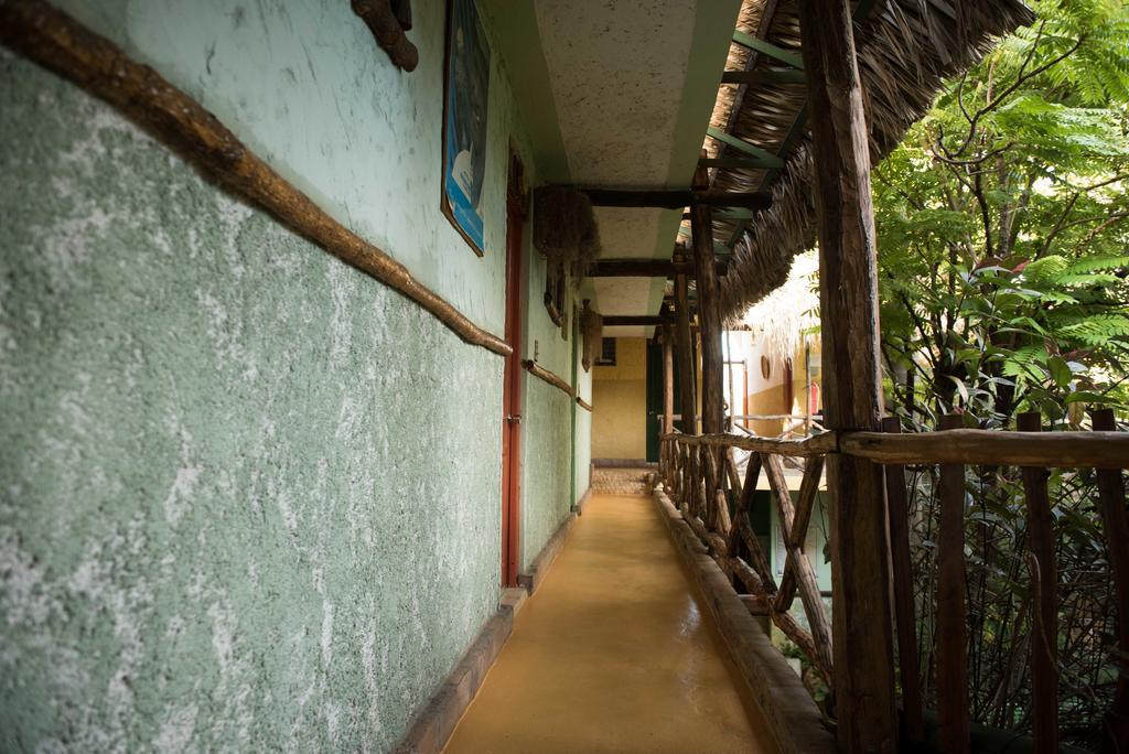 Hostal Dona Chava Pedernales Exteriör bild