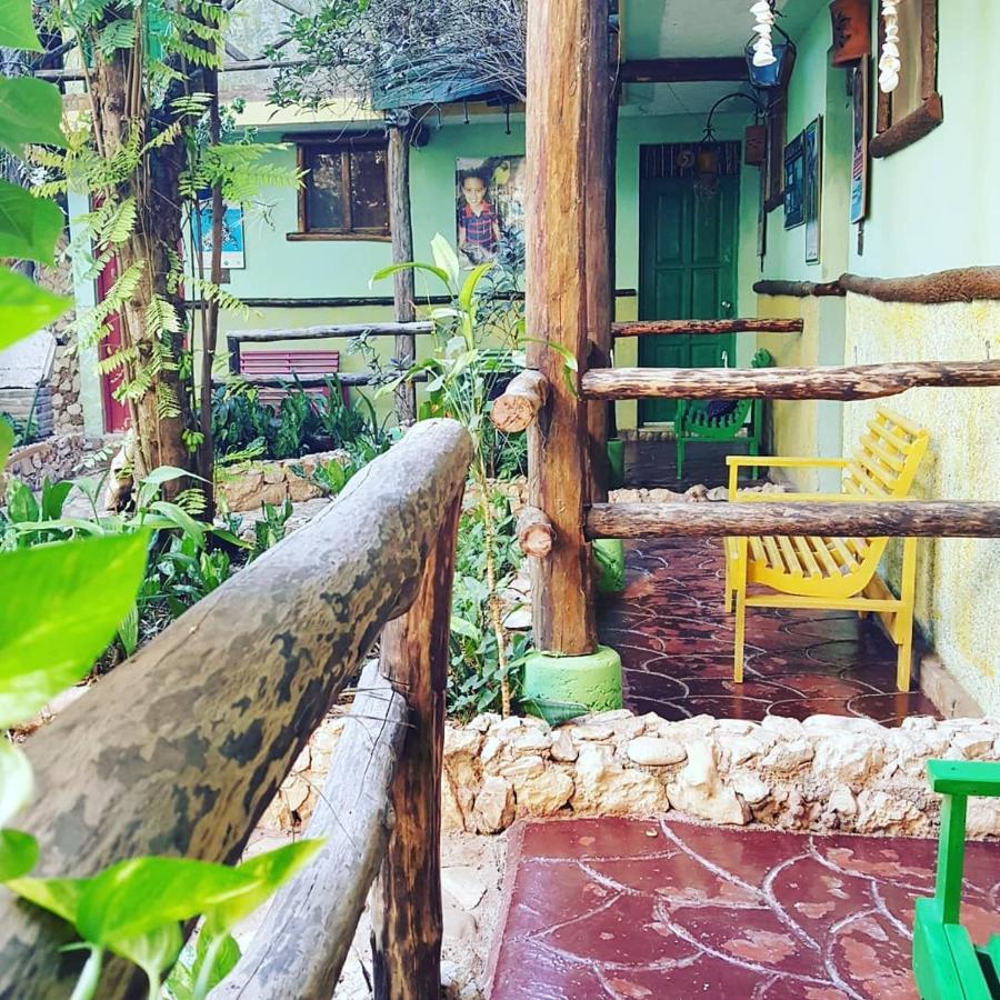 Hostal Dona Chava Pedernales Exteriör bild